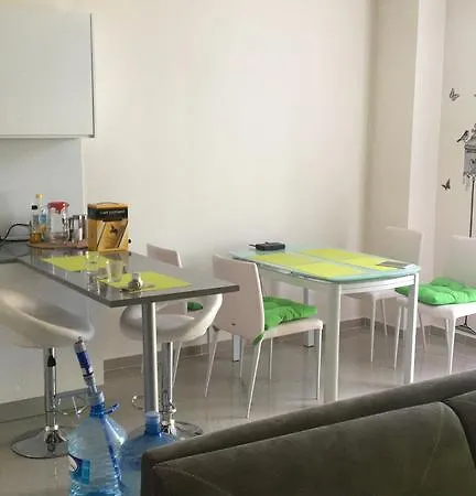 Caesar Beach Apartament *
